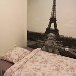Apartment Spacious, Near The Sea
